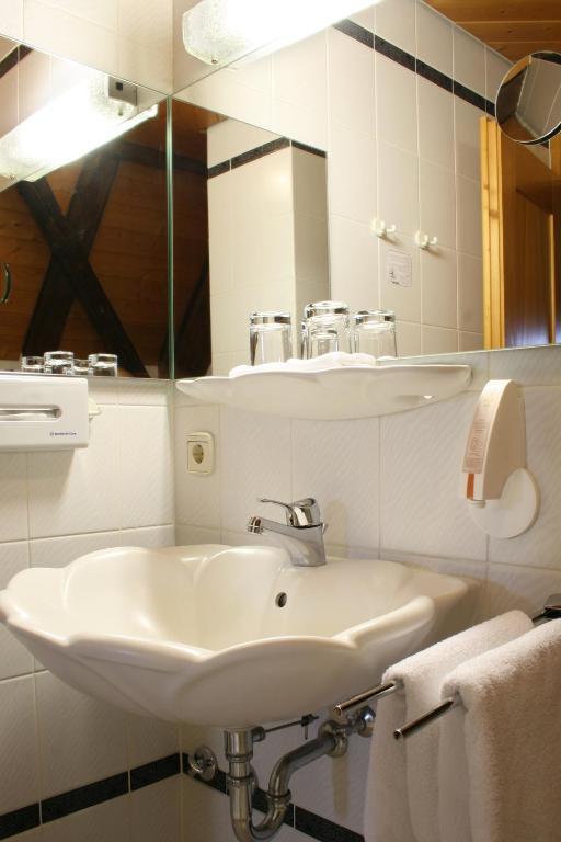 Hotel Adler Baerental Feldberg  Chambre photo